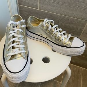 Converse platform gold size 7 gently used